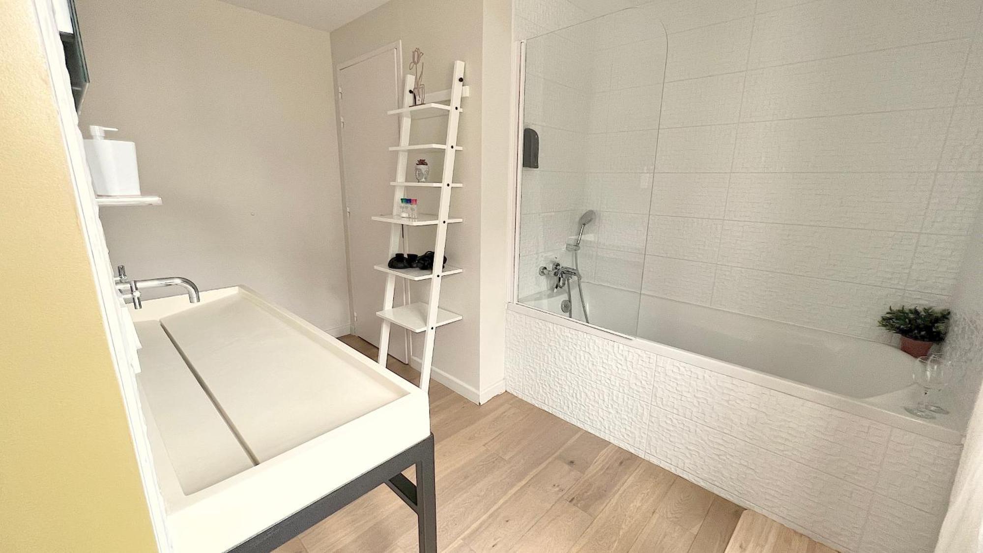 Appartement Bossoreil 110M2 - 3 Chambres Angers Exterior photo